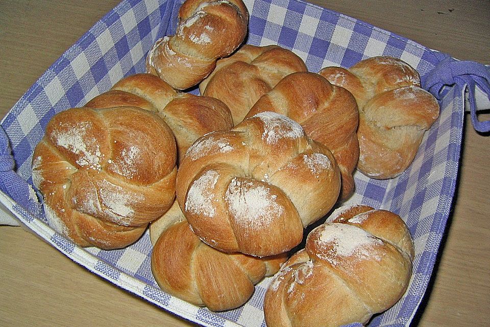 Kaisersemmeln / Kaiserbrötchen