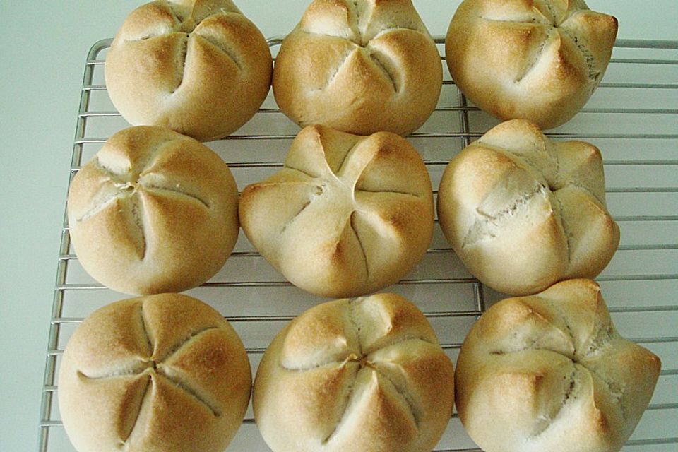 Kaisersemmeln / Kaiserbrötchen