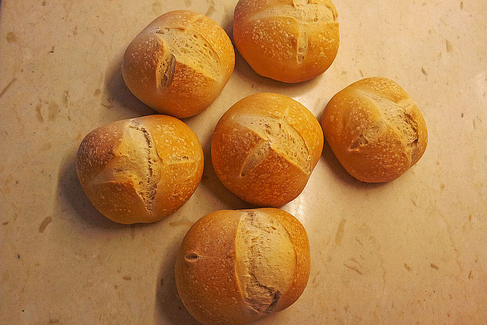 Kaisersemmeln / Kaiserbrötchen