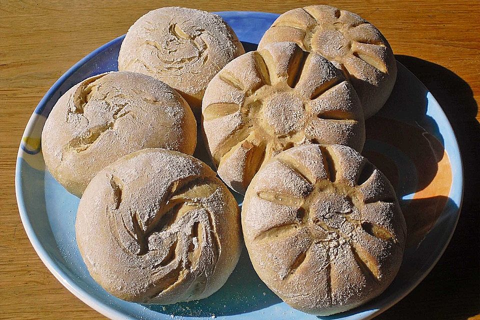 Kaisersemmeln / Kaiserbrötchen