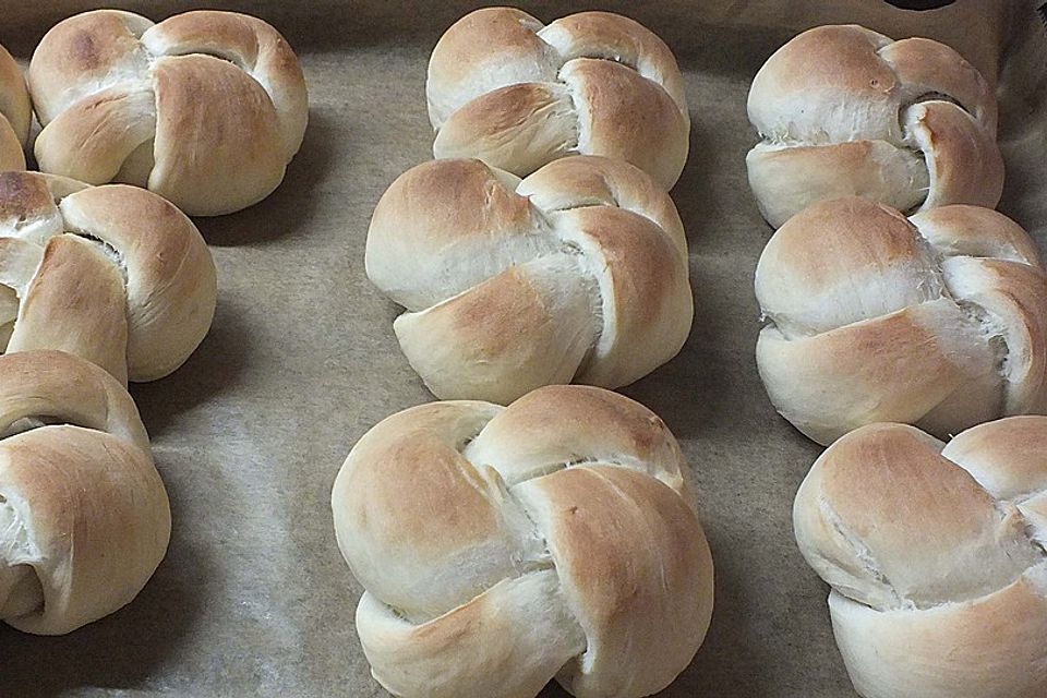 Kaisersemmeln / Kaiserbrötchen