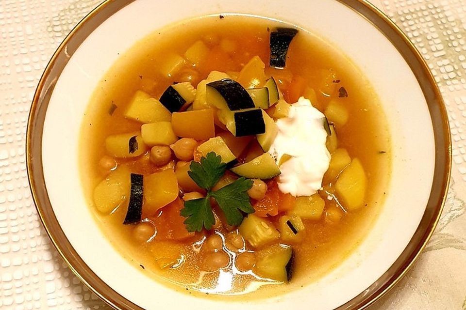 Ägyptische Kartoffelsuppe