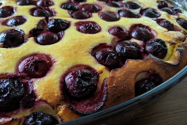 Polenta - Quark - Auflauf mit Kirschen von katzemurna| Chefkoch