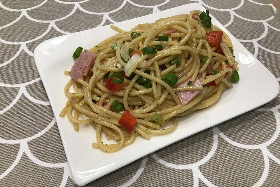 Spaghettisalat