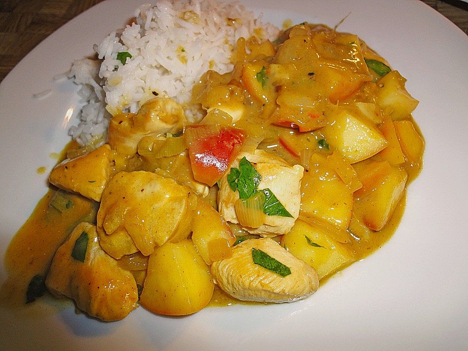 Putenragout mit Äpfeln und Curry von UschiG| Chefkoch