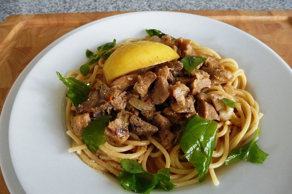 Spaghetti mit Zitronen - Lamm - Ragout