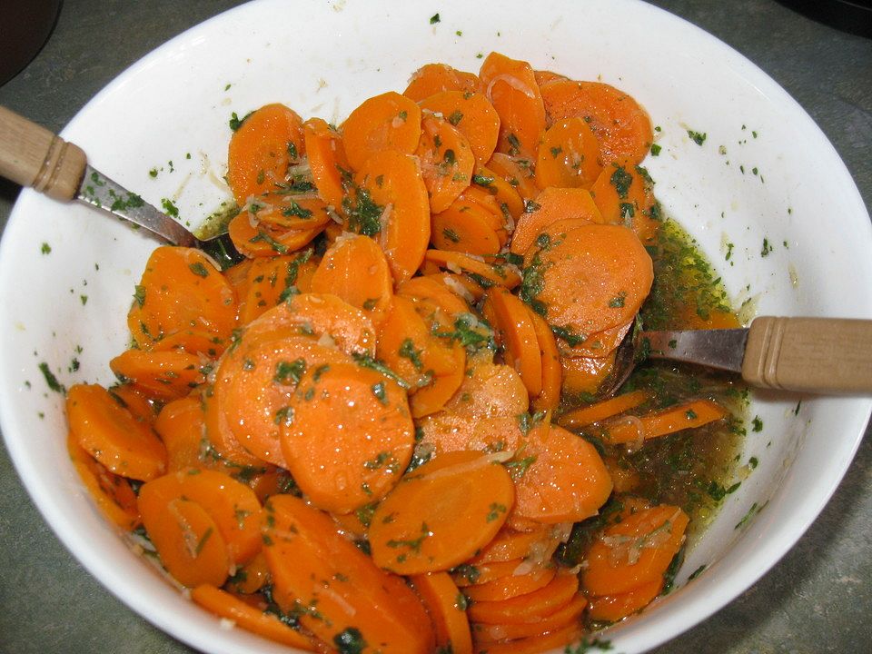 Gedünsteter Karottensalat| Chefkoch
