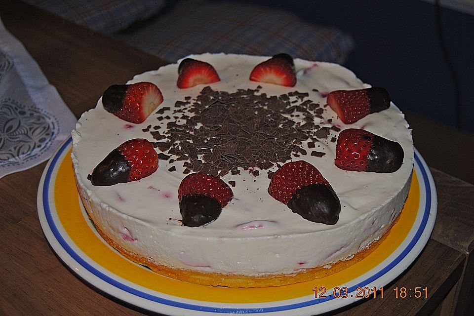 Sommerlich - leichte Joghurt - Erdbeertorte