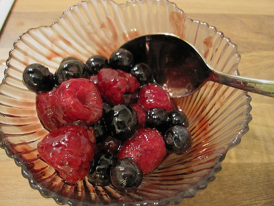 Marinierte Beeren mit Ricottacreme von _Katrin_| Chefkoch