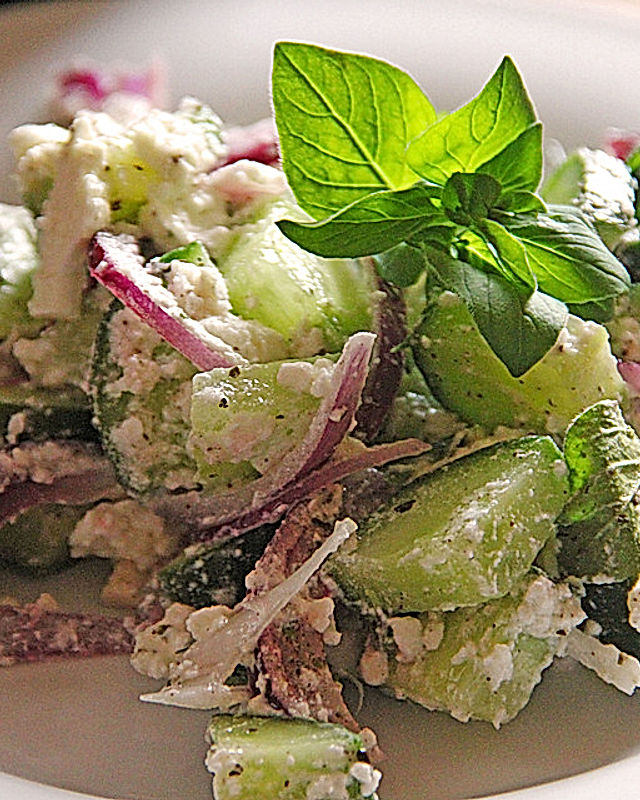 Gurken - Feta - Salat