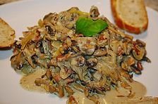 https://img.chefkoch-cdn.de/rezepte/1159211222075466/bilder/448954/crop-224x148/champignon-pfanne.jpg