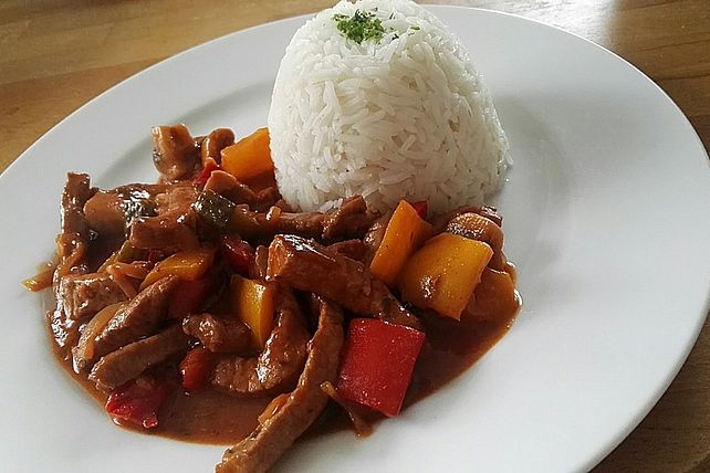 Würziges Geschnetzeltes mit Paprika und Pilzen von RudySch| Chefkoch