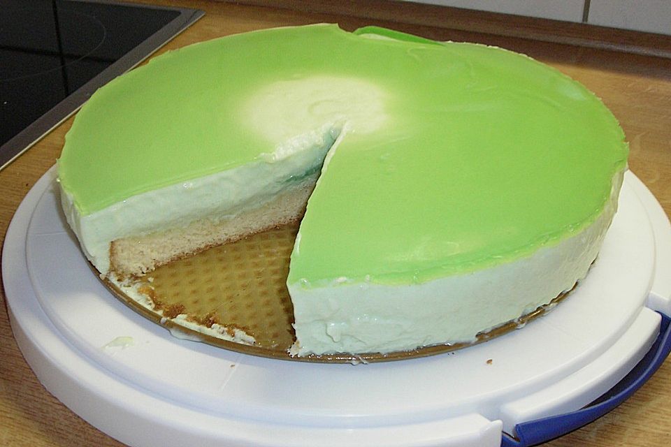 Waldmeistertorte