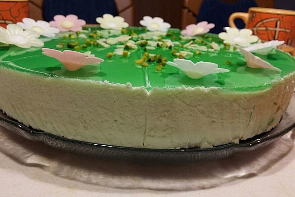 Waldmeistertorte