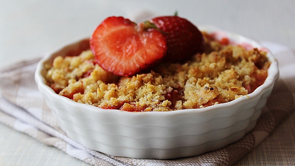 Erdbeer-Rhabarber-Crumble von bn1806