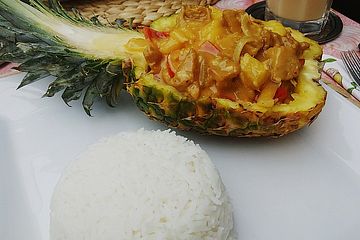 Roter Seitan mit Reis