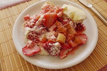 Rhabarber - Erdbeer - Gratin