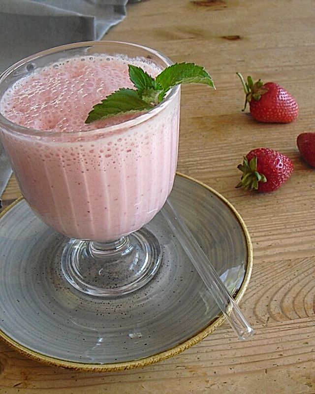 Erfrischender  Erdbeer - Milchshake