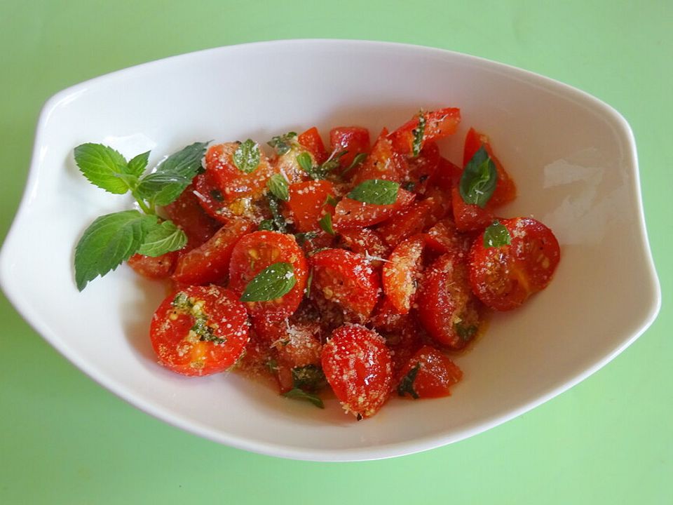 Kirschtomatensalat mit Parmesan von Goldmannpark | Chefkoch