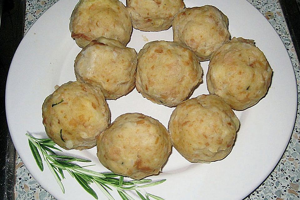 Semmelknödel