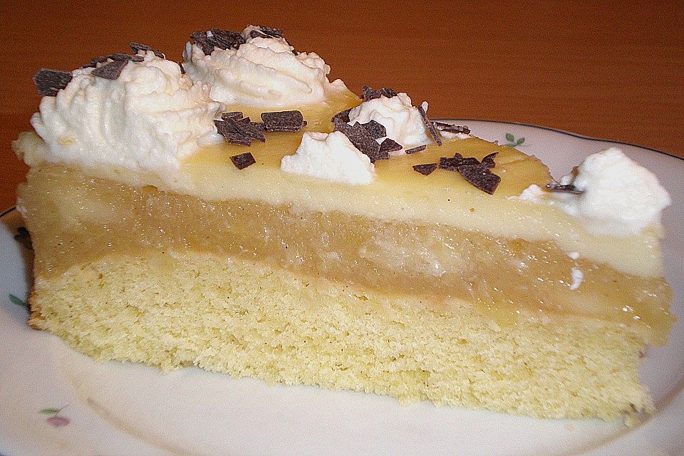 Apfeltorte mit Pudding - Eierlikör - Guss