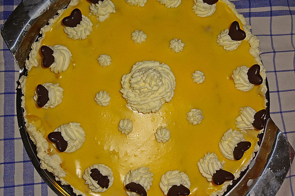 Apfeltorte mit Pudding - Eierlikör - Guss