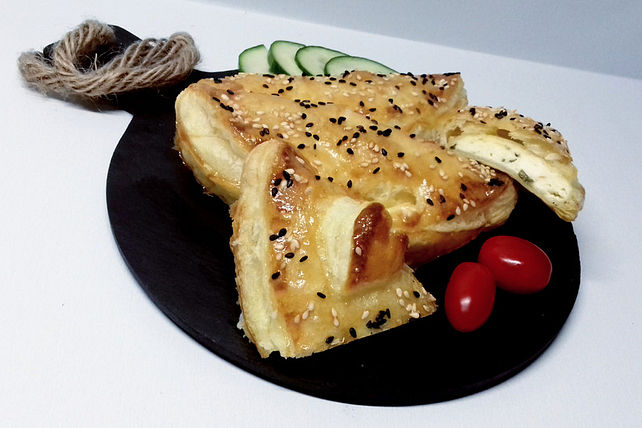 Blätterteigtaschen mit Schafskäse| Chefkoch