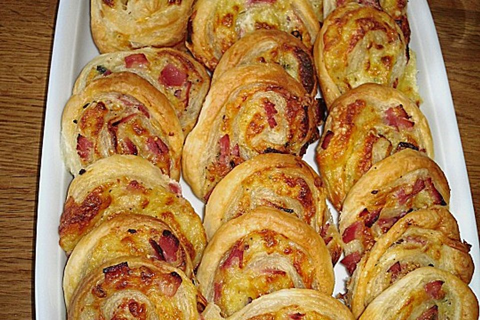 Blätterteigschnecken herzhaft Blätterteigschnecken herzhaft
