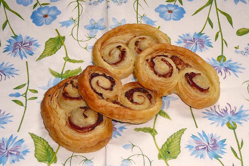 Blätterteigschnecken herzhaft Blätterteigschnecken herzhaft
