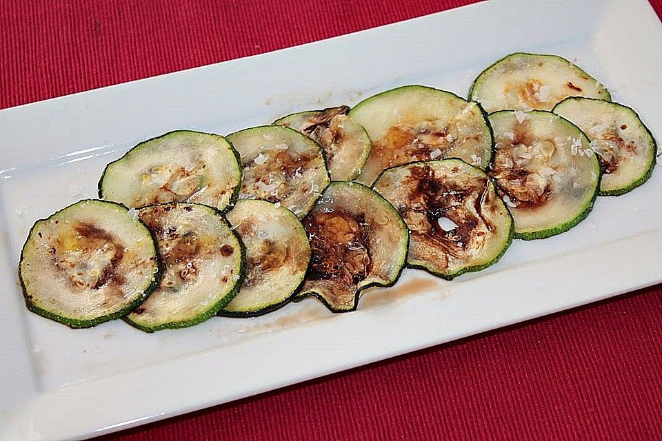 Zucchini - Carpaccio - Salat