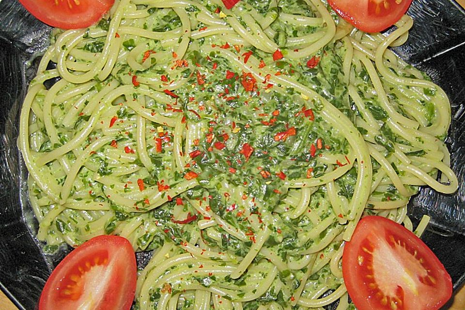 Spaghetti in Frischkäse - Spinat - Soße