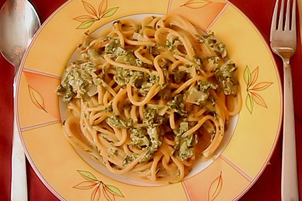 Spaghetti in Frischkäse - Spinat - Soße