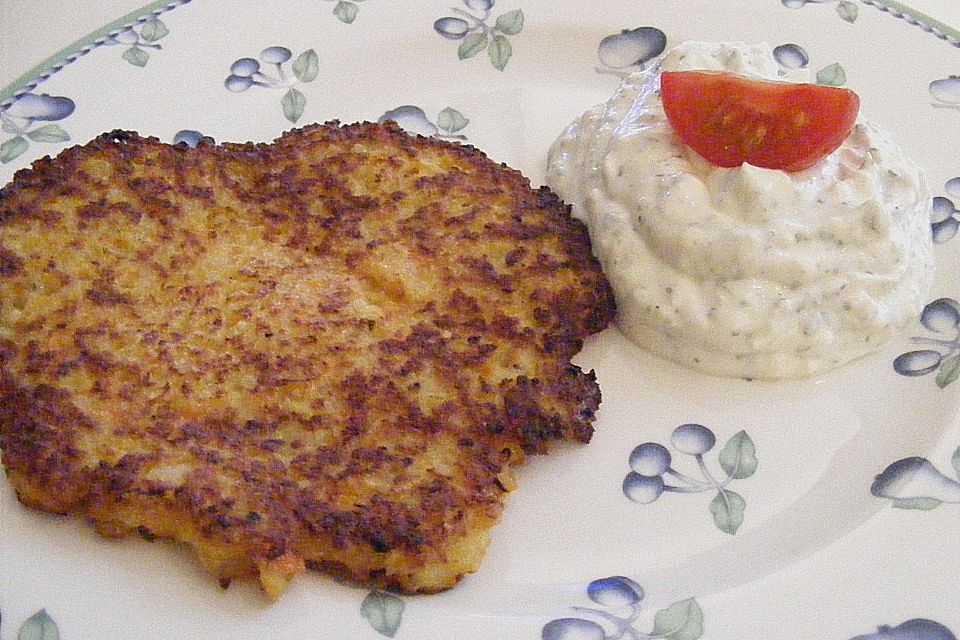 Gemüsepuffer bzw. Reibekuchen mit Steckrübe