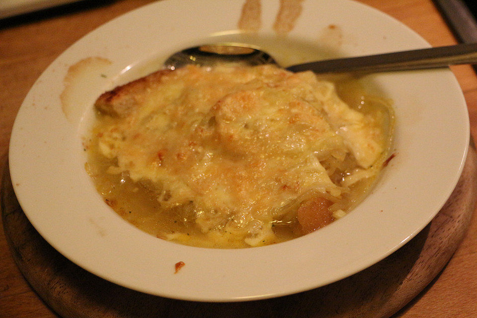 Zwiebelsuppe à la Gabi