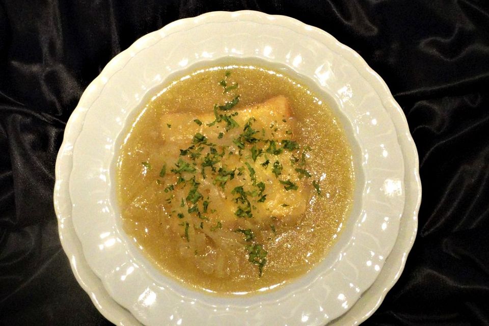 Zwiebelsuppe à la Gabi