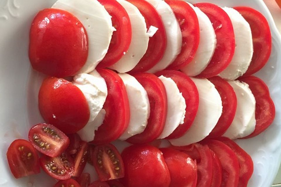 Mozzarella - Tomaten - Salat