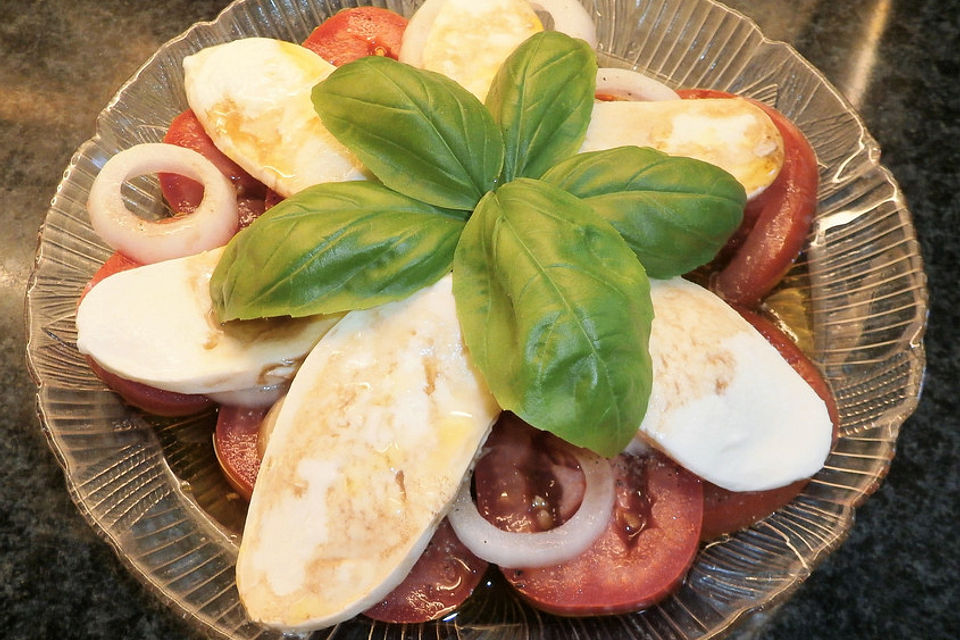 Mozzarella - Tomaten - Salat