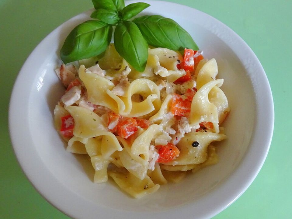 Schneller Nudelauflauf von Annika1184| Chefkoch