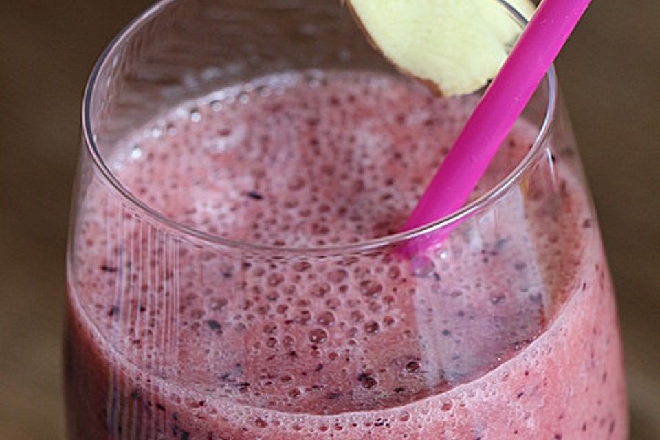 Blaubeer - Kiwi - Ingwer Smoothie