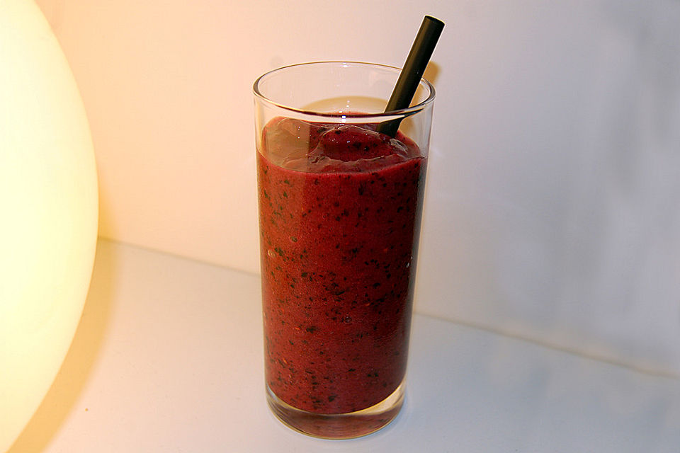 Waldbeeren-Smoothie Waldbeeren-Smoothie