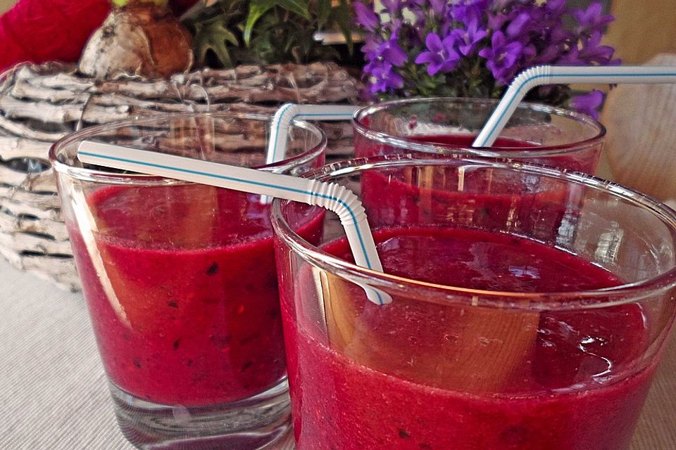 Waldbeeren-Smoothie Waldbeeren-Smoothie