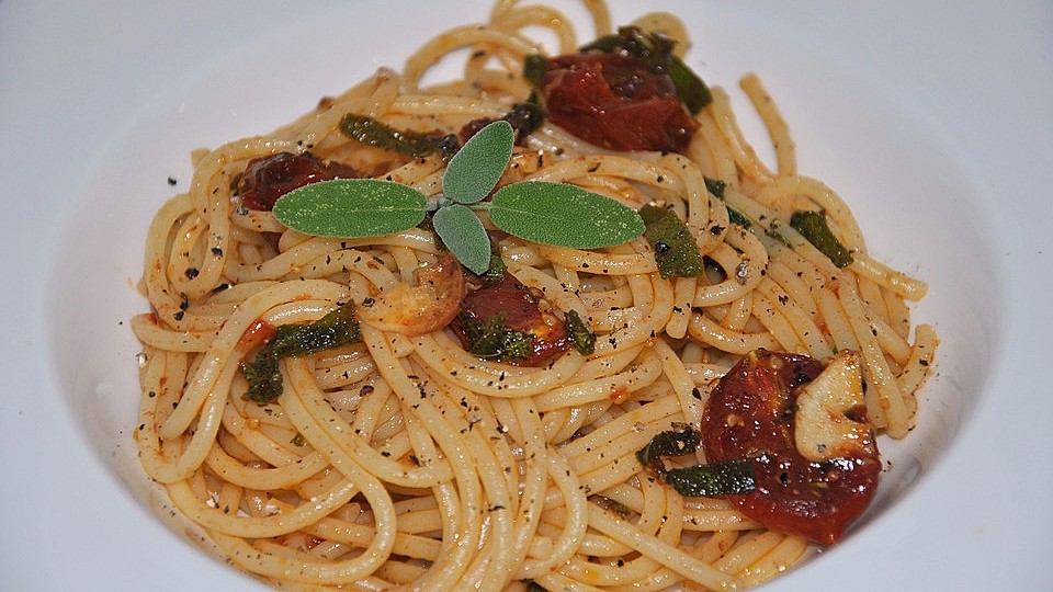 Pasta con pomodoro e salvia von sonnenschweif| Chefkoch