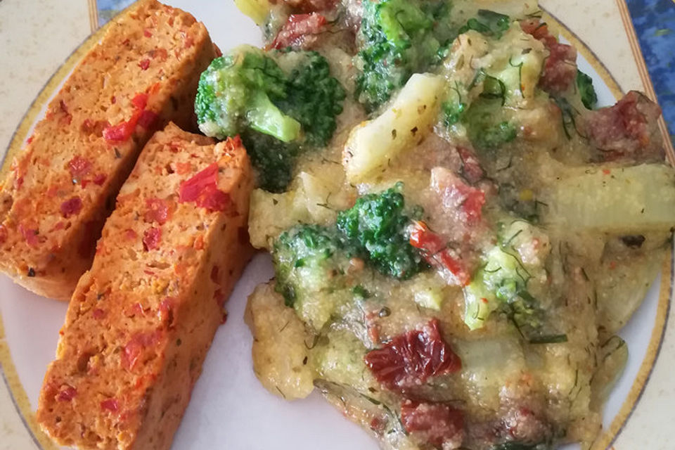 Polenta mit Fenchel,  Brokkoli und getrockneten Tomaten