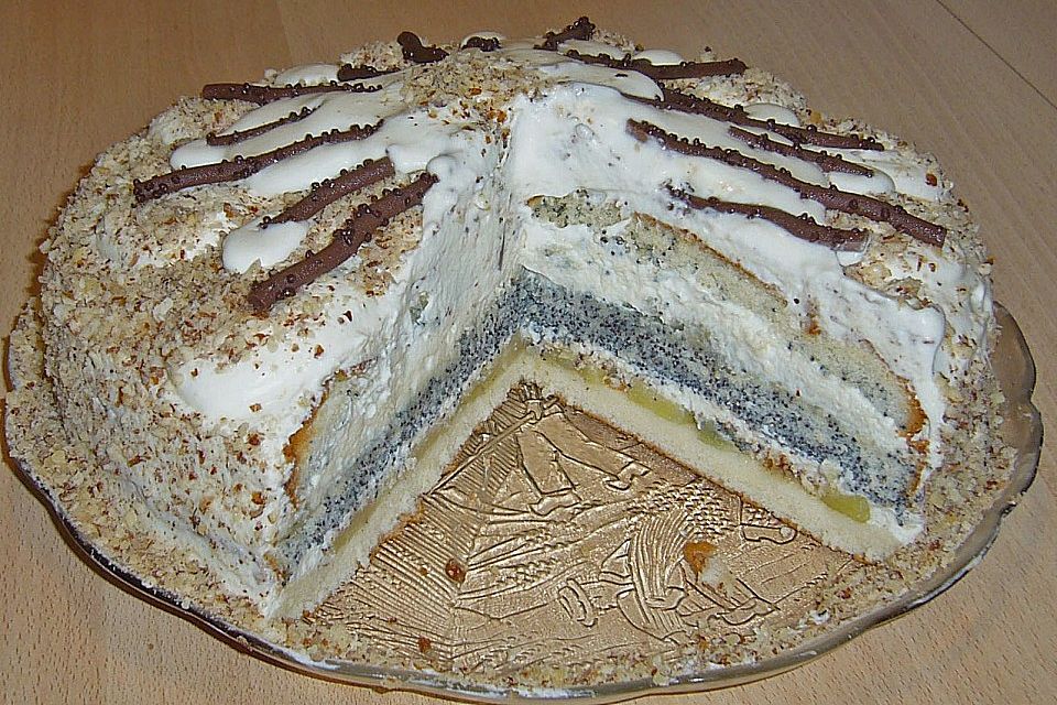 Apfel - Mohn - Marzipan - Torte