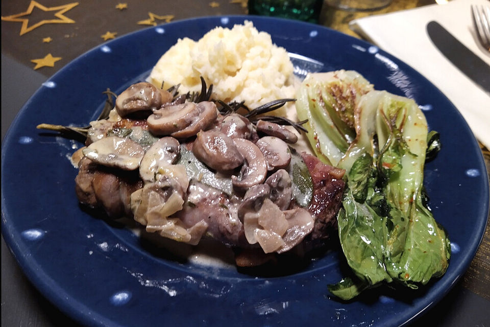 Filetsteaks mit Sahnechampignons