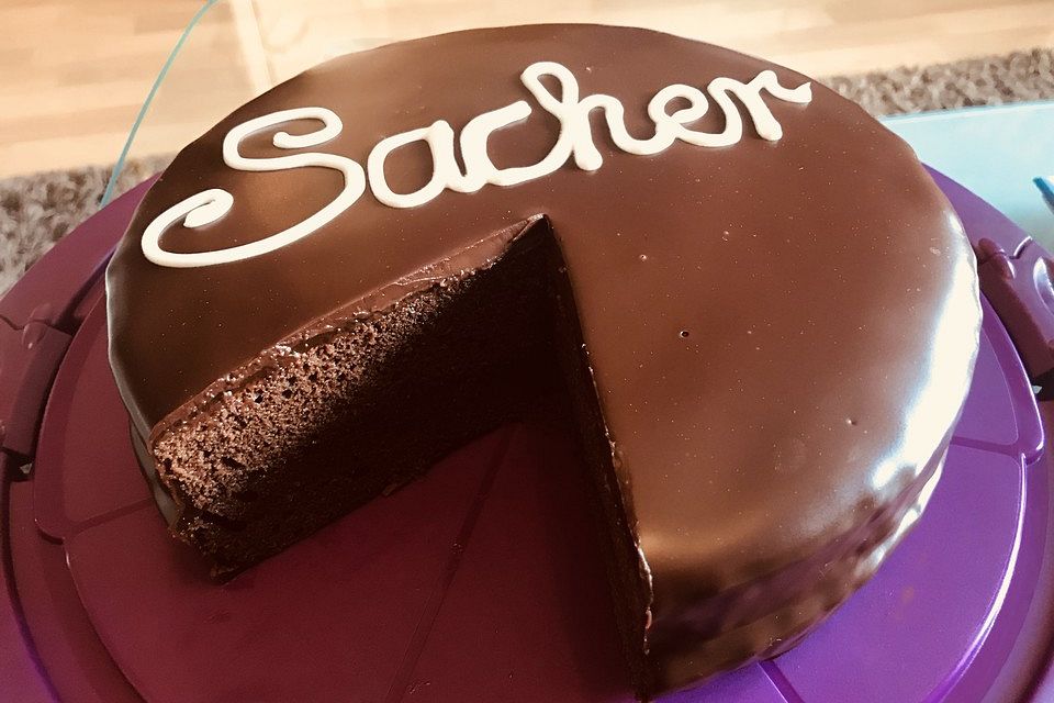 Burgis Sachertorte - eine wienerische Variante