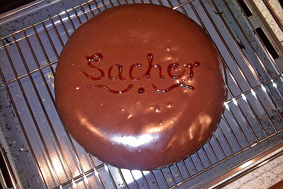 Burgis Sachertorte - eine wienerische Variante