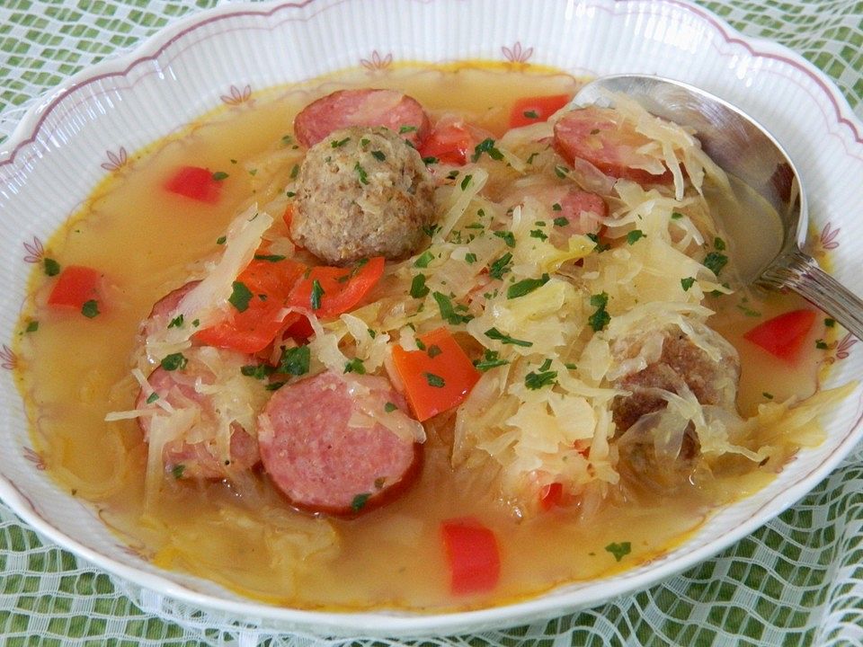 Herzhafte Hack-Sauerkraut-Suppe von fine1 | Chefkoch