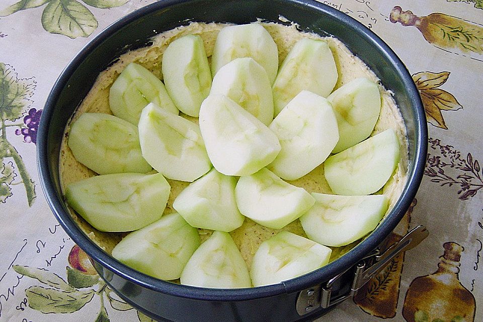 Apfel-Vanillekuchen mit Crème fraîche