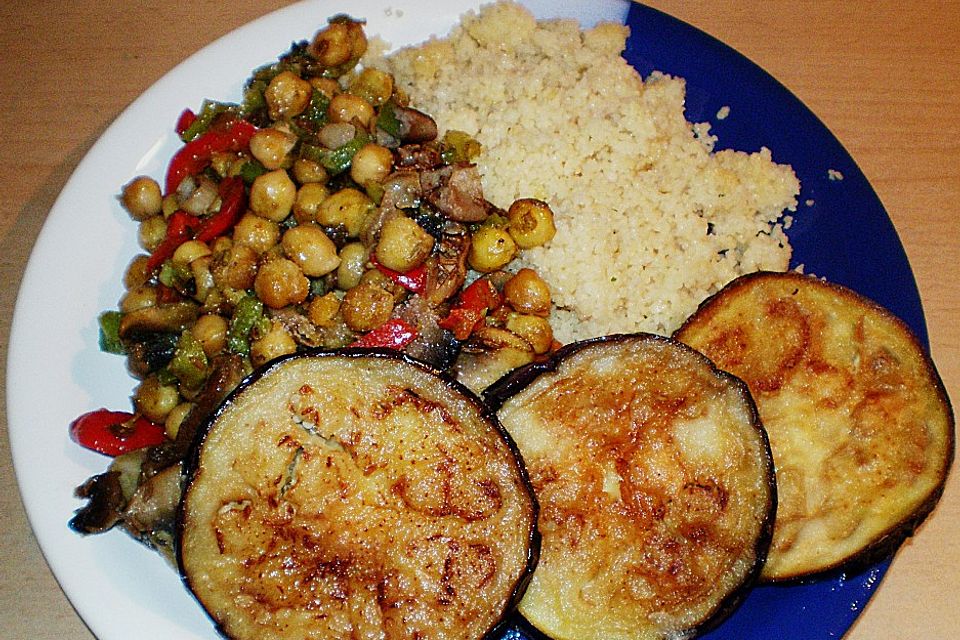 Gemüse - Couscous mit Auberginen